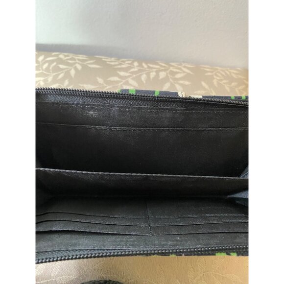 Vera Bradley Wallet Wild Flower Quilted Floral Turnlock Wallet With Zip Pocket - Picture 4 of 8